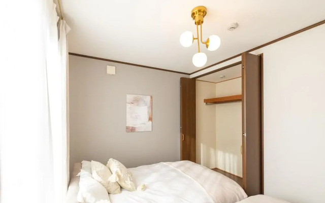 Ten-Cha House - Self-Check In Only