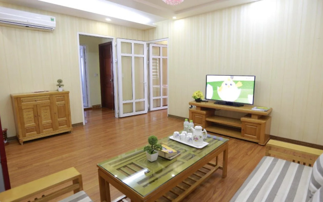 Tan Long Lakeside 1 Hotel & Apartment