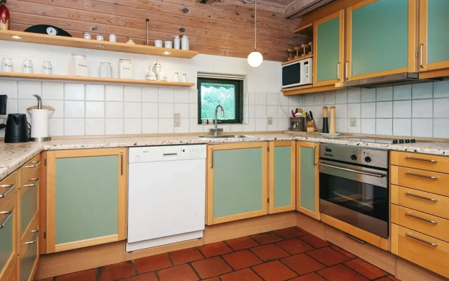 8 Person Holiday Home in Glesborg-by Traum