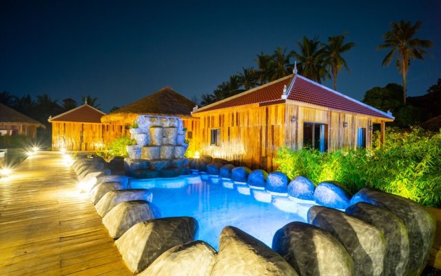 Floating Khmer Village Resort