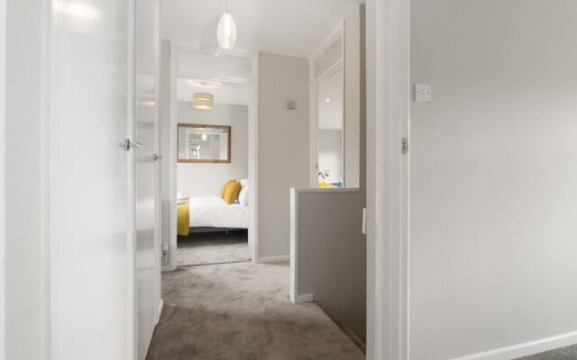 Salisbury Street Apartments