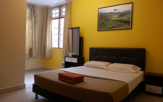Eight Mentigi Guest House