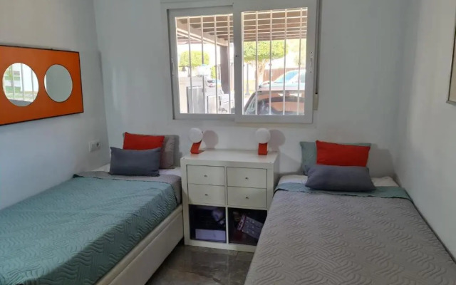 Townhouse Near the Pool - RO1LT