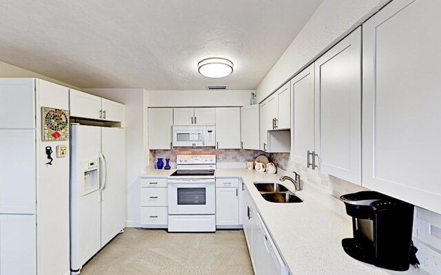 Endless Summer - 2 Br Home