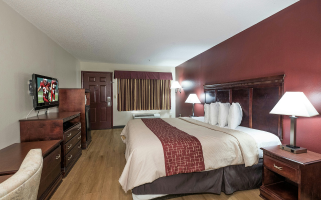 Red Roof Inn Chipley