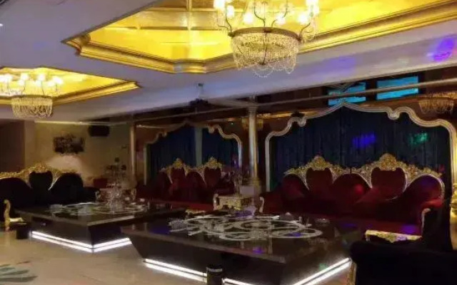 Suman Century Hotel