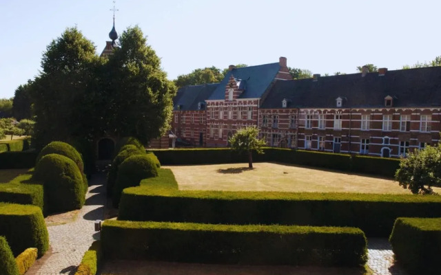 Romantic Apartment in Herentals With Balcony