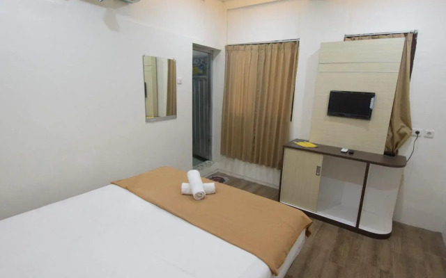 OYO 2240 Simpang Tujuh Residence