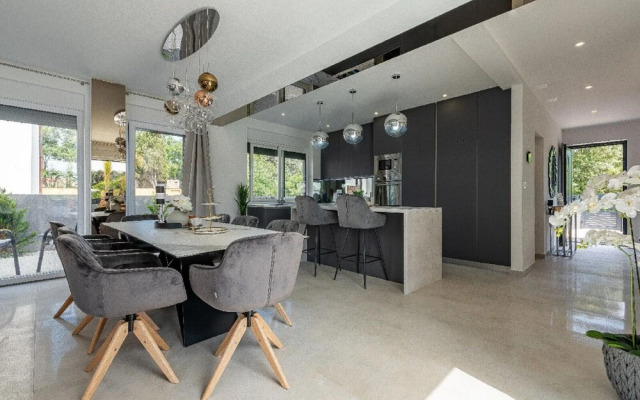 Villa Nina in Croatia Near the Adriatic Coast