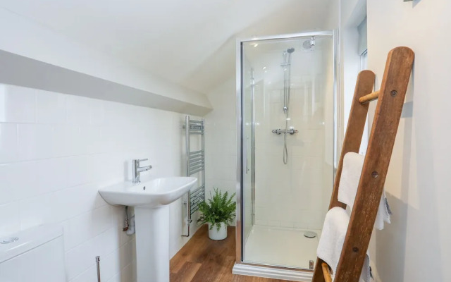 Burton Apartment