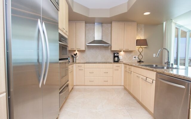 Crc0415 4 Bedroom Condo