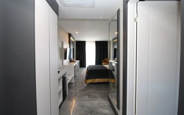Laroxx Hotel Lara