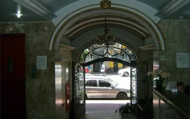 Reinales Plaza Hotel