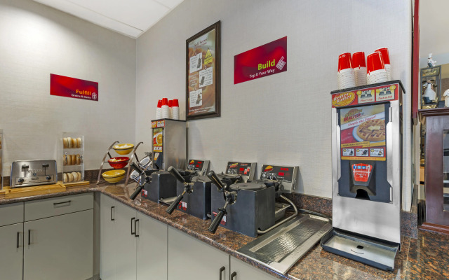 Best Western Plus Pembina Inn & Suites