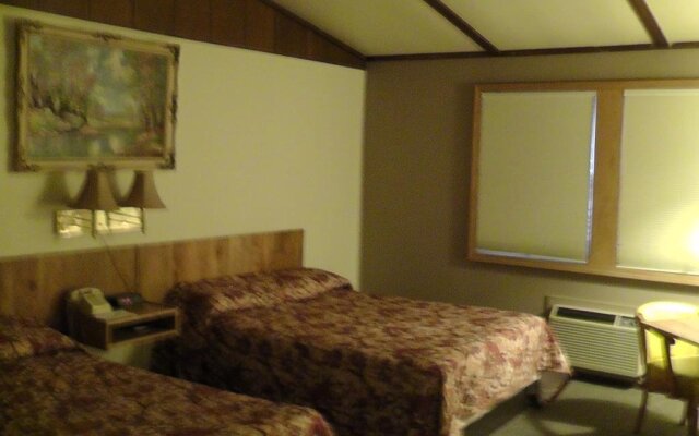 Motel 95 and Campground