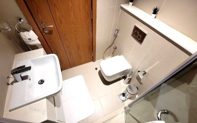 Pristine Studio with Canal View - 703