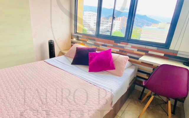 Tauro Black Suites