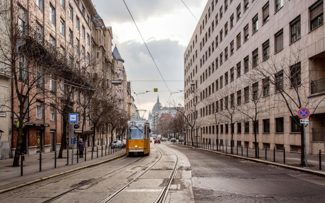 Balassi 27 Apartment