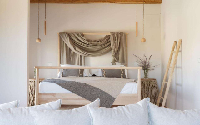 Elies Residences