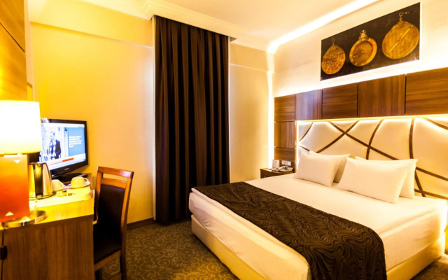 Rumi Hotel