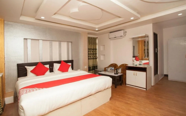 Oyo 776 Hotel R Valley View And Family
