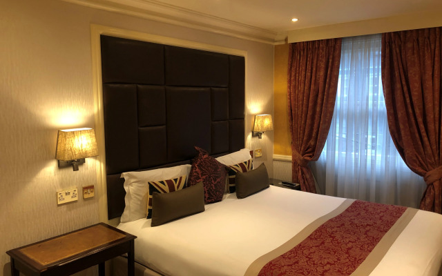 The Leonard Hotel