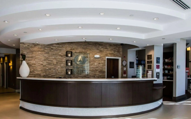 Comfort Suites Miami Airport North