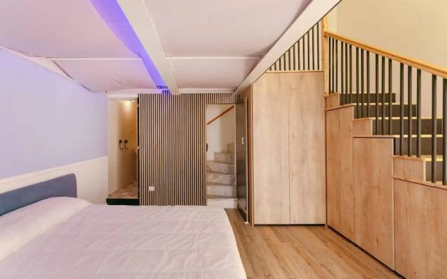 Corricella Moonlight House