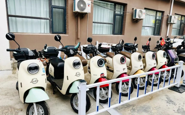 Elong ME Hotel (Weihai Weigao Plaza Xingfumen)