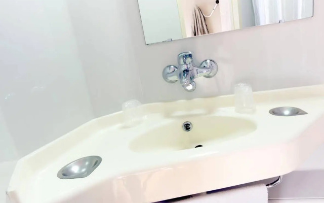 Première Classe La Roche Sur Yon - Vendéspace