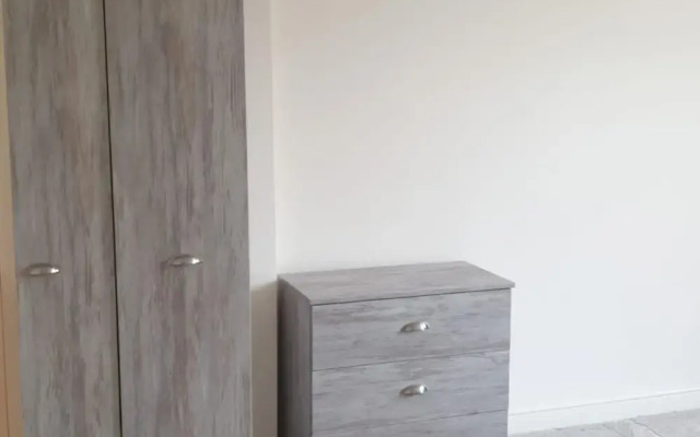 Cityscape Two Bedroom Apartment Ipswich