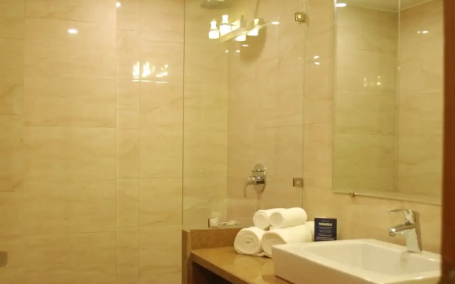 Glades Hotel