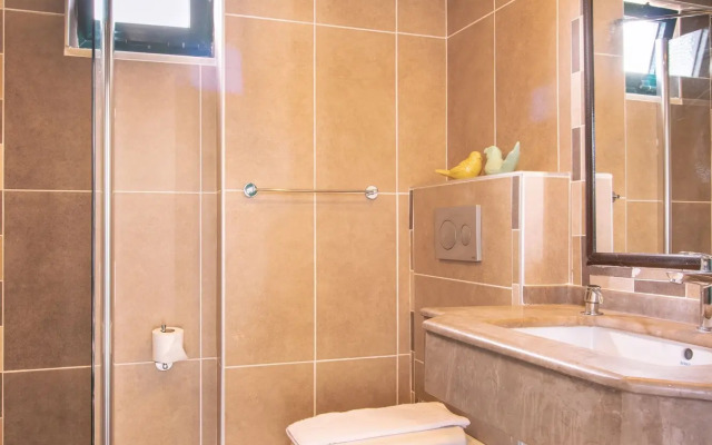 Bahar Hotel (+12 Adult )