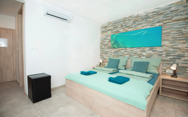 Alibi B11 Hostel