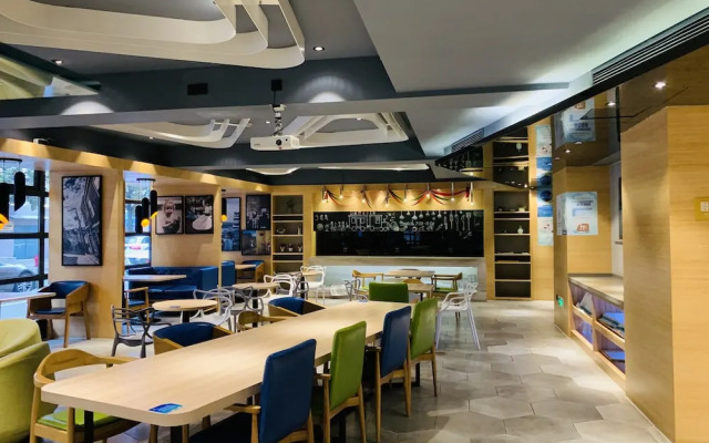 A.T House Qingpu