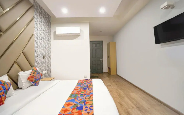 FabHotel Novis Stayz