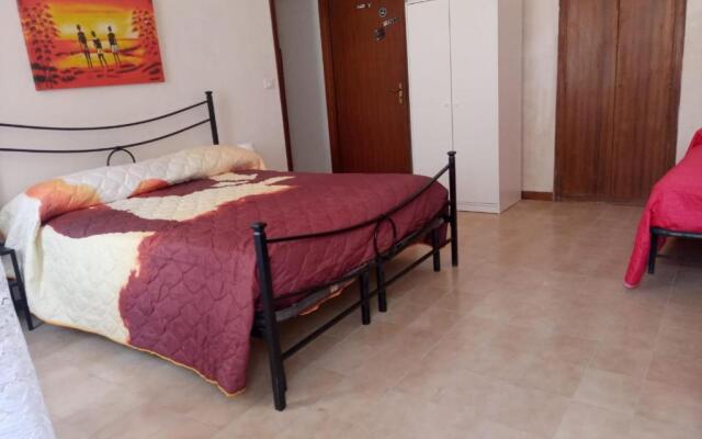 the Pearl in the Alley