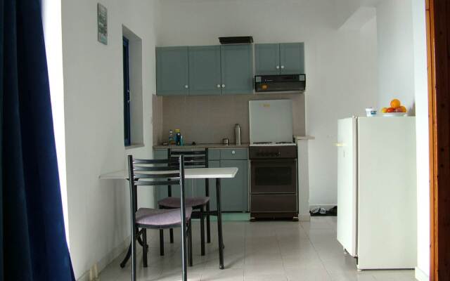 Ariadne Apts
