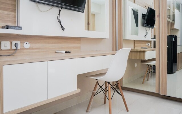 Simply Strategic and Comfy Studio Paramount Skyline Apartment