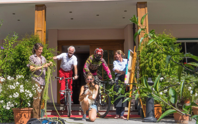 Hotel Lech & Residenz Chesa Rosa