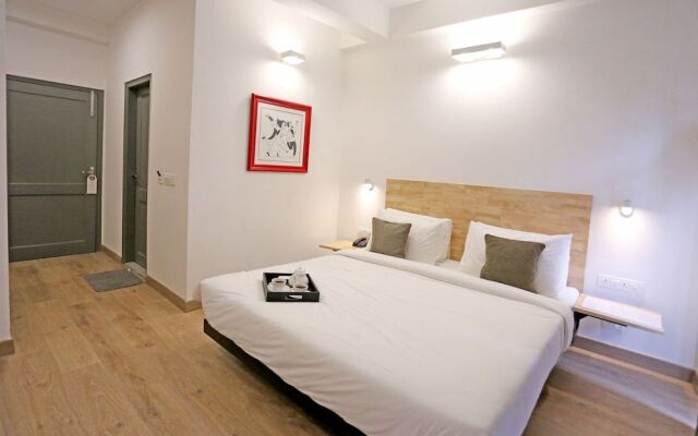 OYO Townhouse 020 Huda Metro South City 1