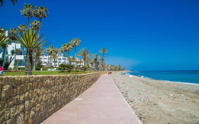Luxury Duplex Penthouse Alcazaba Beach - RDR157
