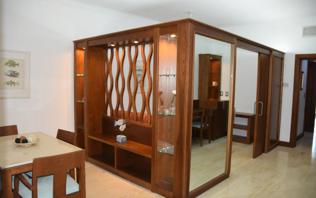 Sunset boutique hotel  All-Suites