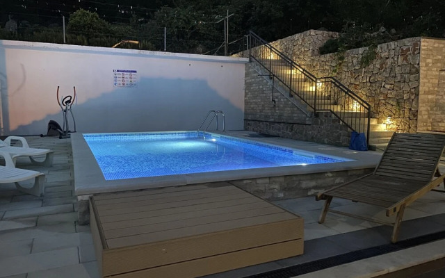 Mata Family Apartments