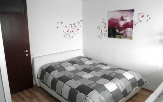 CheckVienna – Apartment Karmarschgasse