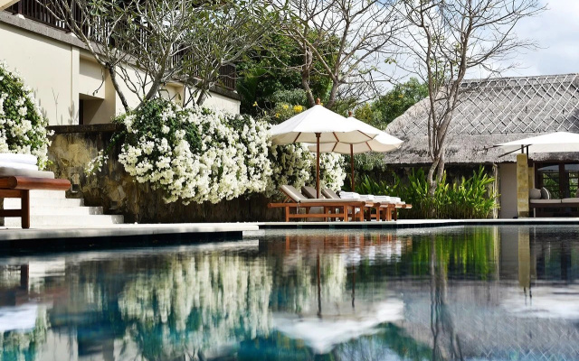 REVIVO Wellness Resort Nusa Dua Bali