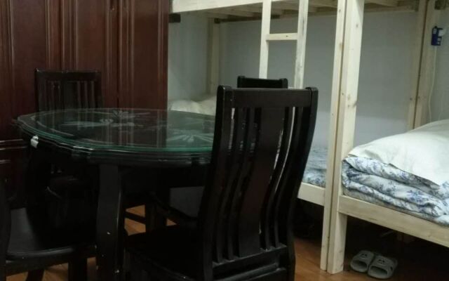 Shanghai Yuelai Guest House - Hostel