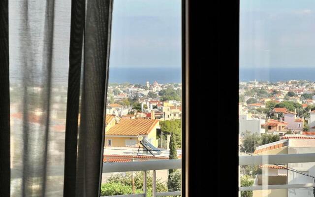 Sunrise Studio with unhindered view to the sea.
