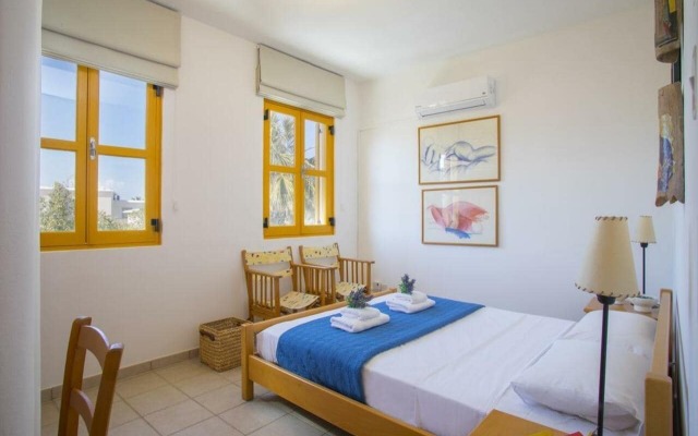 Protaras Dandelion Cottage