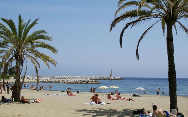 Beautiful Apartment in Nueva Andalucía With Swimming Pool